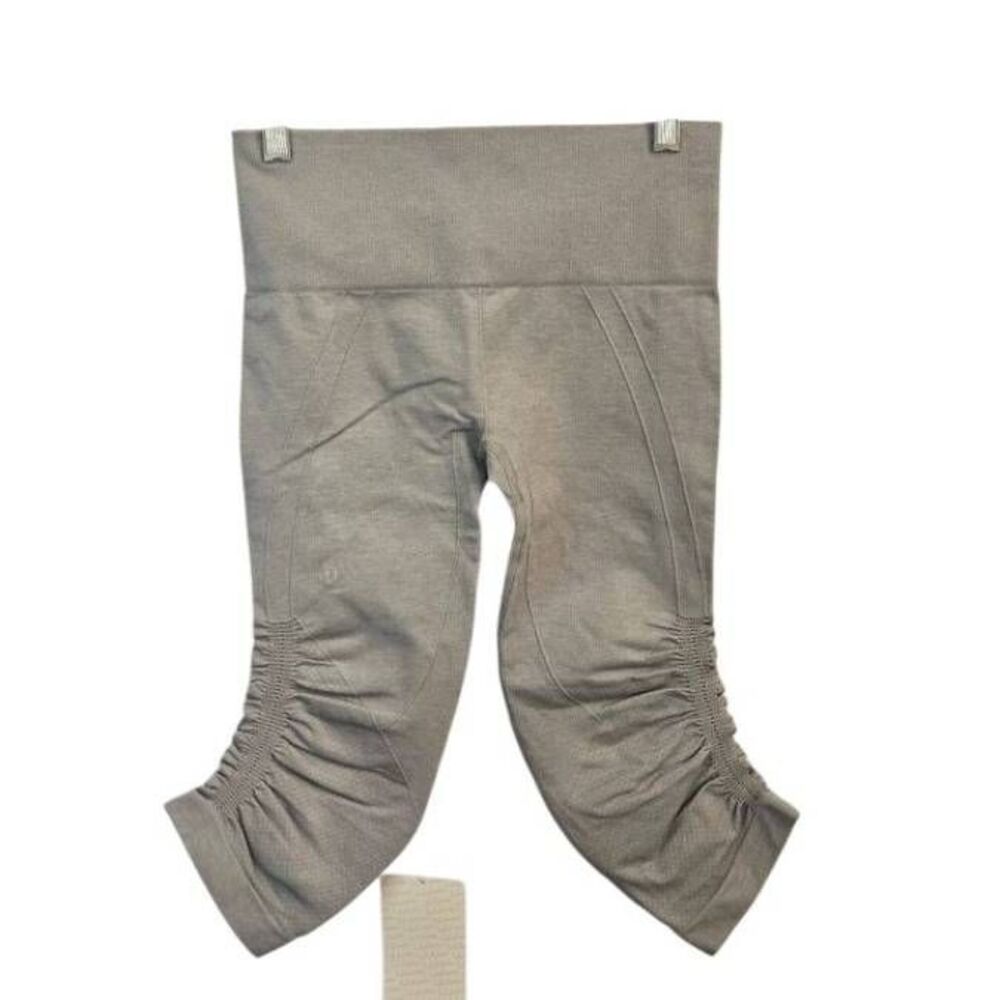 Lululemon Active capris  NWT‎